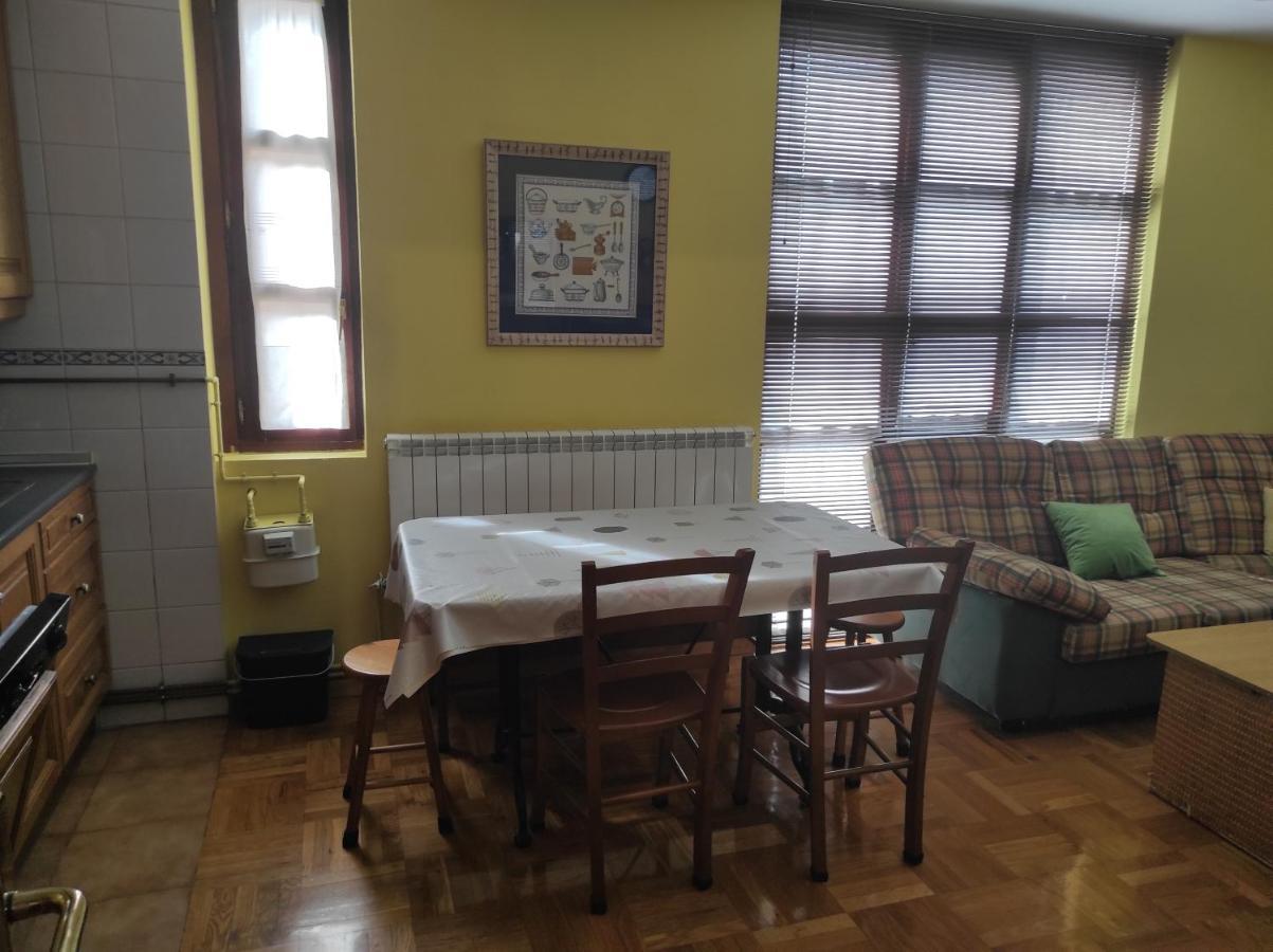 Apartamento Parque Europa Ескарай Екстер'єр фото